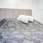 1 Bedroom Lovely In Apartman *