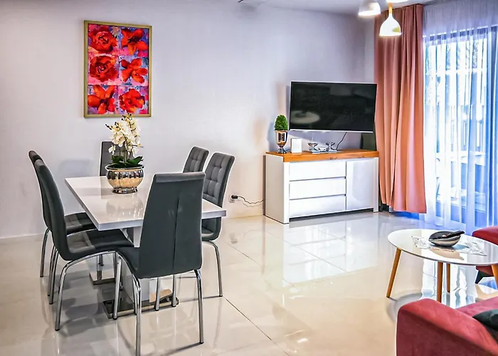 아파트 1 Bedroom Lovely In *